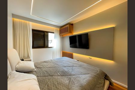Apartamento à venda com 168m², 4 quartos e 3 vagas Apartamento à venda com 168m², 4 quartos e 3 vagasQuarto