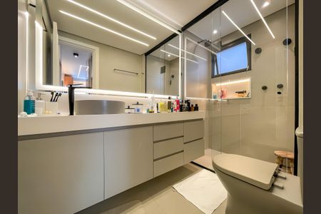 Apartamento à venda com 168m², 4 quartos e 3 vagas Apartamento à venda com 168m², 4 quartos e 3 vagasBanheiro