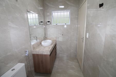 Casa para alugar com 100m², 3 quartos e 3 vagasBanheiro da Suíte
