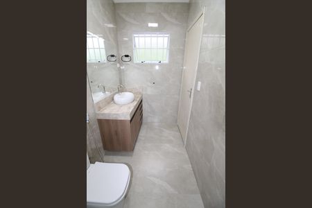 Casa para alugar com 100m², 3 quartos e 3 vagasBanheiro da Suíte