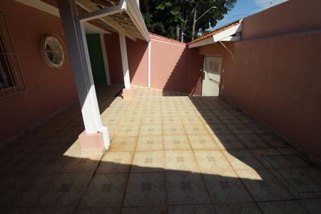 Casa para alugar com 100m², 3 quartos e 3 vagasQuintal