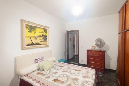 Casa à venda com 213m², 2 quartos e 3 vagas Casa à venda com 213m², 2 quartos e 3 vagasQuarto 2