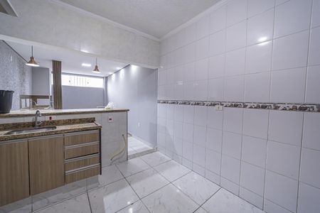 Casa para alugar com 239m², 3 quartos e 2 vagas Casa para alugar com 239m², 3 quartos e 2 vagasCozinha