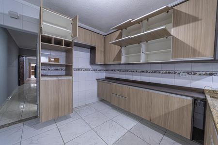 Cozinha de casa para alugar com 3 quartos, 239m² em Jardim Ponte Rasa, São Paulo