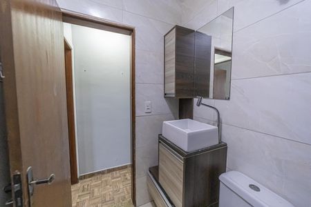 Casa para alugar com 239m², 3 quartos e 2 vagas Casa para alugar com 239m², 3 quartos e 2 vagasBanheiro