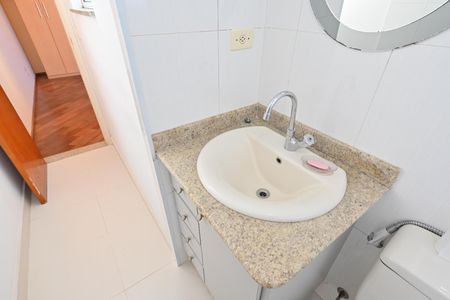 Casa de condomínio à venda com 170m², 2 quartos e 2 vagas Casa de condomínio à venda com 170m², 2 quartos e 2 vagasBanheiro da Suíte 2