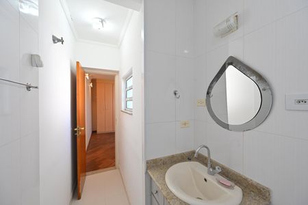 Casa de condomínio à venda com 170m², 2 quartos e 2 vagas Casa de condomínio à venda com 170m², 2 quartos e 2 vagasBanheiro da Suíte 2