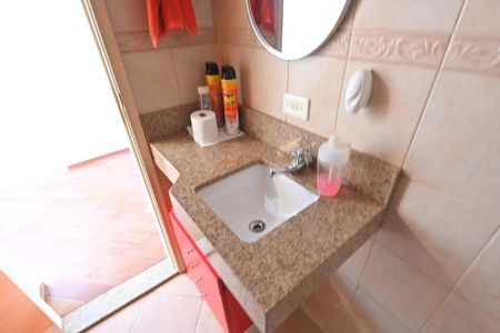 Casa de condomínio à venda com 170m², 2 quartos e 2 vagas Casa de condomínio à venda com 170m², 2 quartos e 2 vagasLavabo