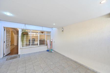 Casa de condomínio à venda com 170m², 2 quartos e 2 vagas Casa de condomínio à venda com 170m², 2 quartos e 2 vagasGaragem
