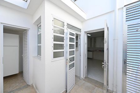 Casa de condomínio à venda com 170m², 2 quartos e 2 vagas Casa de condomínio à venda com 170m², 2 quartos e 2 vagasÁrea de Serviço