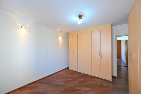 Casa de condomínio à venda com 170m², 2 quartos e 2 vagas Casa de condomínio à venda com 170m², 2 quartos e 2 vagasSuíte 2