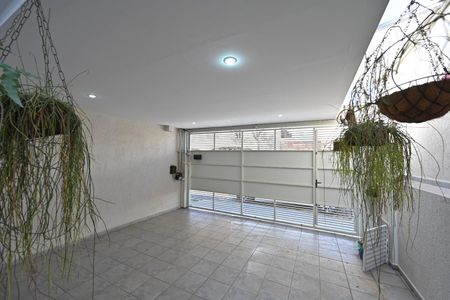 Casa de condomínio à venda com 170m², 2 quartos e 2 vagas Casa de condomínio à venda com 170m², 2 quartos e 2 vagasGaragem