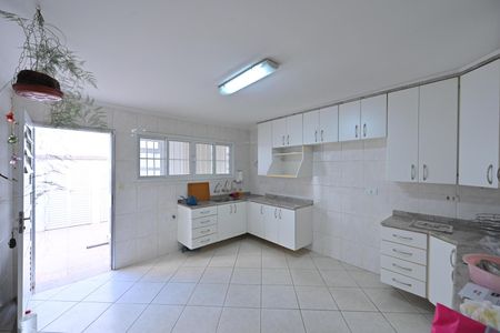 Casa de condomínio à venda com 170m², 2 quartos e 2 vagas Casa de condomínio à venda com 170m², 2 quartos e 2 vagasCozinha
