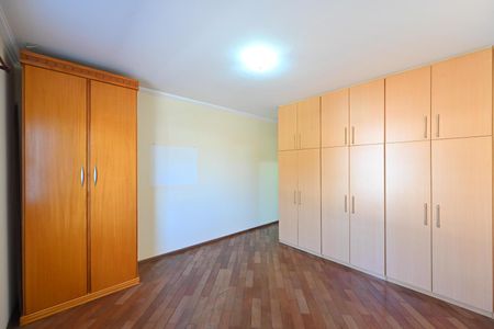 Casa de condomínio à venda com 170m², 2 quartos e 2 vagas Casa de condomínio à venda com 170m², 2 quartos e 2 vagasSuíte 1