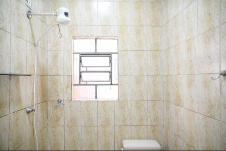 Casa à venda com 220m², 3 quartos e 2 vagas Casa à venda com 220m², 3 quartos e 2 vagasEdícula