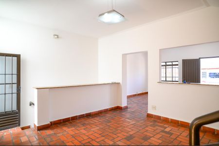Casa à venda com 220m², 3 quartos e 2 vagas Casa à venda com 220m², 3 quartos e 2 vagasSala de Jantar