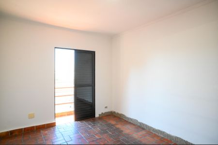 Casa à venda com 220m², 3 quartos e 2 vagas Casa à venda com 220m², 3 quartos e 2 vagasQuarto 2
