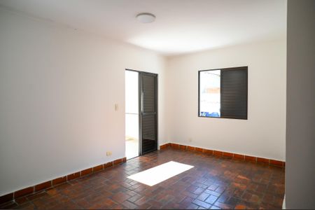 Casa à venda com 220m², 3 quartos e 2 vagas Casa à venda com 220m², 3 quartos e 2 vagasQuarto 3 - Suite