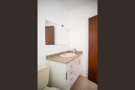Casa à venda com 220m², 3 quartos e 2 vagas Casa à venda com 220m², 3 quartos e 2 vagasBanheiro Quarto 3 - Suite