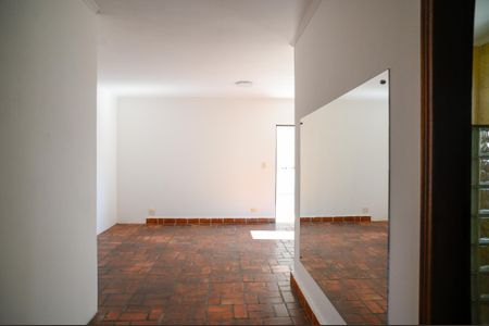 Casa à venda com 220m², 3 quartos e 2 vagas Casa à venda com 220m², 3 quartos e 2 vagasQuarto 3 - Suite