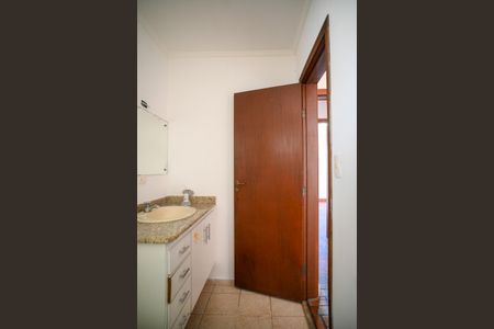 Casa à venda com 220m², 3 quartos e 2 vagas Casa à venda com 220m², 3 quartos e 2 vagasBanheiro Quarto 3 - Suite