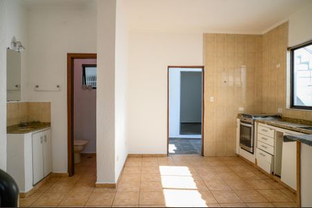 Casa à venda com 220m², 3 quartos e 2 vagas Casa à venda com 220m², 3 quartos e 2 vagasCozinha