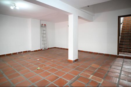 Casa à venda com 220m², 3 quartos e 2 vagas Casa à venda com 220m², 3 quartos e 2 vagasGaragem