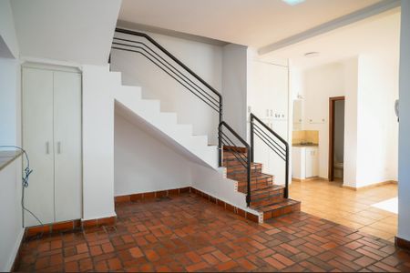 Casa à venda com 220m², 3 quartos e 2 vagas Casa à venda com 220m², 3 quartos e 2 vagasSala de Jantar