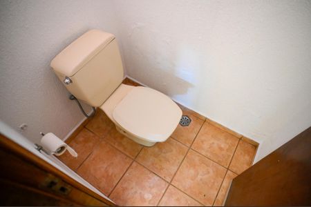 Casa à venda com 220m², 3 quartos e 2 vagas Casa à venda com 220m², 3 quartos e 2 vagasLavabo