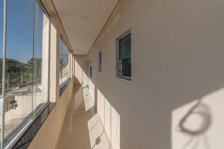 Casa à venda com 460m², 3 quartos e 2 vagas Casa à venda com 460m², 3 quartos e 2 vagasVaranda