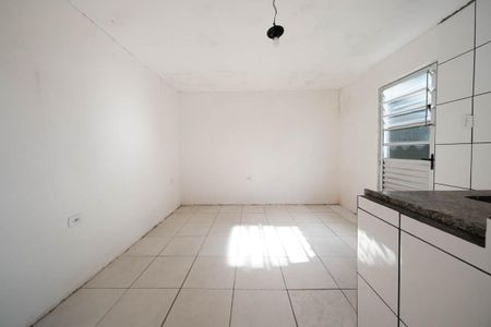 Kitnet de casa para alugar com 1 quarto, 20m² em Jardim Coimbra, São Paulo