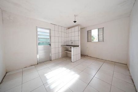 Kitnet de casa para alugar com 1 quarto, 20m² em Jardim Coimbra, São Paulo