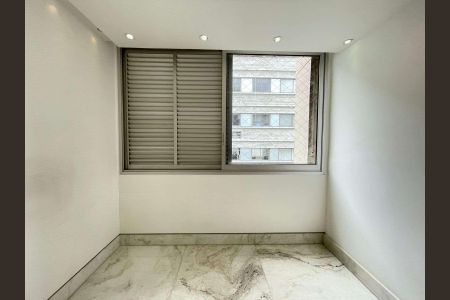 Apartamento à venda com 4 quartos, 575m² em Funcionários, Belo Horizonte