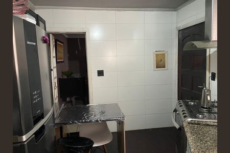 Casa à venda com 142m², 1 quarto e 2 vagas Casa à venda com 142m², 1 quarto e 2 vagasCozinha