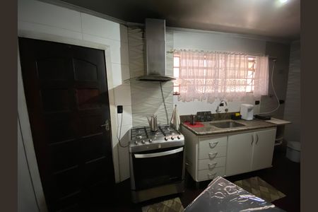Casa à venda com 142m², 1 quarto e 2 vagas Casa à venda com 142m², 1 quarto e 2 vagasCozinha