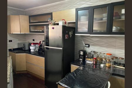 Casa à venda com 142m², 1 quarto e 2 vagas Casa à venda com 142m², 1 quarto e 2 vagasCozinha