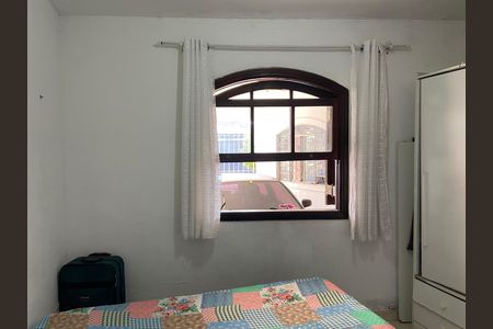 Casa à venda com 142m², 1 quarto e 2 vagas Casa à venda com 142m², 1 quarto e 2 vagasQuarto