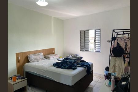 Casa à venda com 142m², 1 quarto e 2 vagas Casa à venda com 142m², 1 quarto e 2 vagasCasa 2 - Quarto