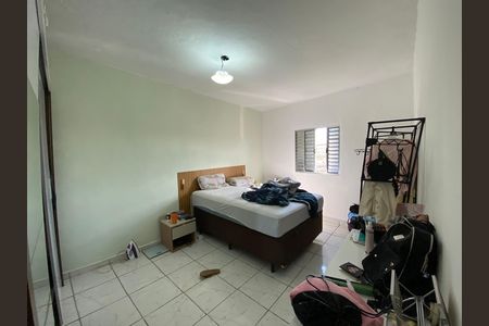 Casa à venda com 142m², 1 quarto e 2 vagas Casa à venda com 142m², 1 quarto e 2 vagasCasa 2 - Quarto