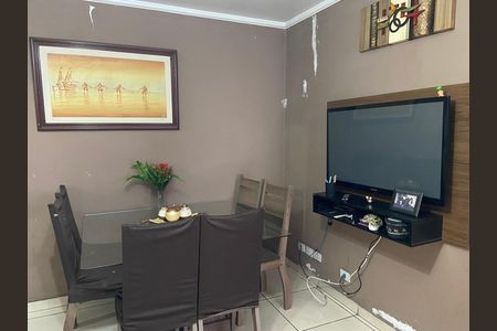 Casa à venda com 142m², 1 quarto e 2 vagas Casa à venda com 142m², 1 quarto e 2 vagasSala