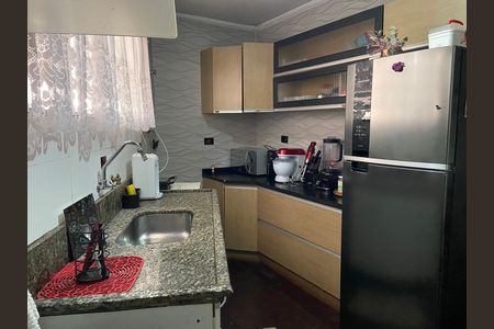 Casa à venda com 142m², 1 quarto e 2 vagas Casa à venda com 142m², 1 quarto e 2 vagasCozinha