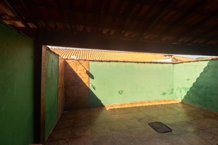 Casa para alugar com 80m², 2 quartos e 2 vagas Casa para alugar com 80m², 2 quartos e 2 vagasVista do Quarto 2