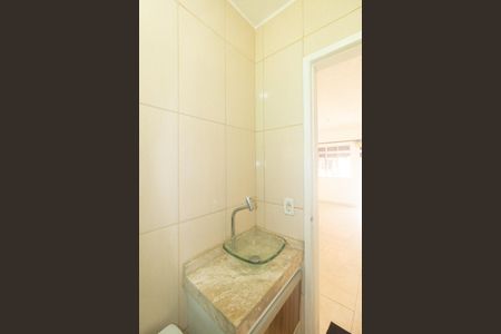 Casa para alugar com 80m², 2 quartos e 2 vagas Casa para alugar com 80m², 2 quartos e 2 vagasBanheiro