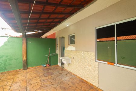 Casa para alugar com 80m², 2 quartos e 2 vagas Casa para alugar com 80m², 2 quartos e 2 vagasÁrea de Serviço