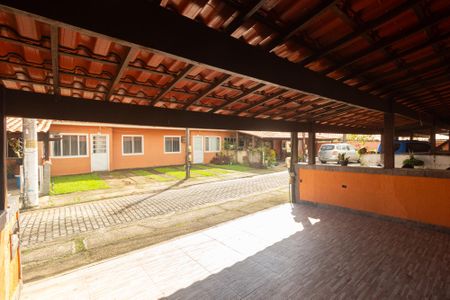 Casa para alugar com 80m², 2 quartos e 2 vagas Casa para alugar com 80m², 2 quartos e 2 vagasVaranda