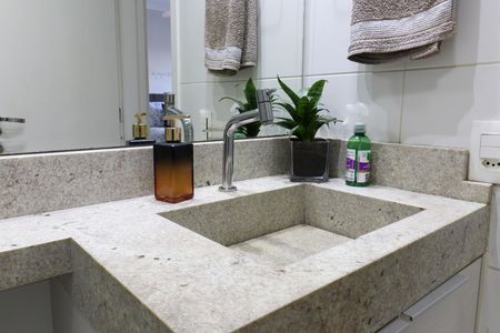 Apartamento para alugar com 55m², 2 quartos e 1 vaga Apartamento para alugar com 55m², 2 quartos e 1 vagaBanheiro