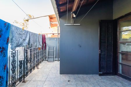 Casa de condomínio à venda com 228m², 5 quartos e 2 vagasÁrea de serviço 1