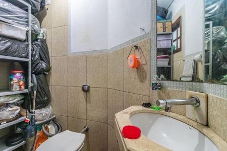 Casa de condomínio à venda com 228m², 5 quartos e 2 vagasBanheiro da Suíte 2