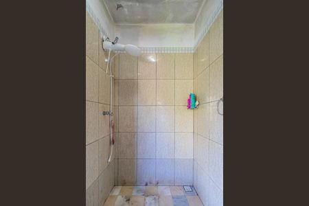 Casa de condomínio à venda com 228m², 5 quartos e 2 vagasBanheiro da Suíte 1