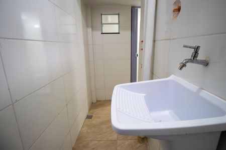 Casa para alugar com 68m², 4 quartos e 1 vagaÁrea de Serviço